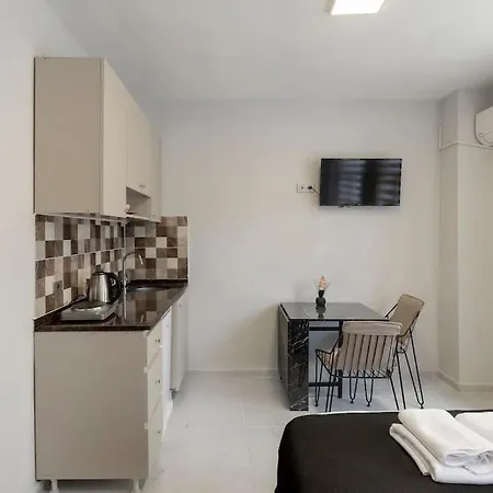 Cozy & Comfy Studio At Beyoglu - 53 Apartamento